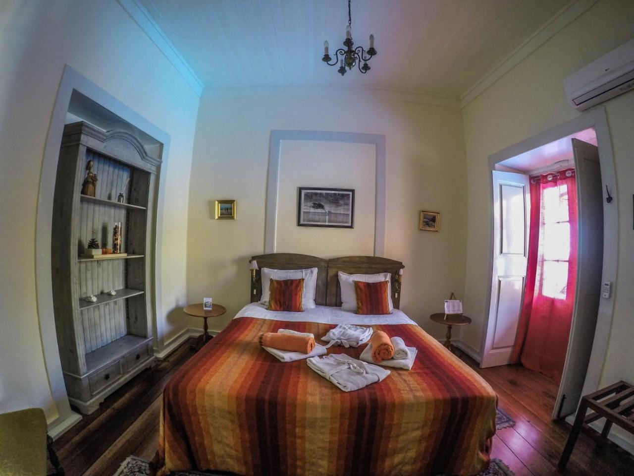 The Colonial 2* São Filipe